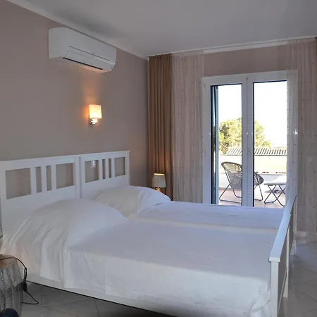 Casa Moderna En Zona Tranquila Con Piscina Y Cerca De La Playa En Torroella De Montgri - Es-323-17 * Л'Эстартит