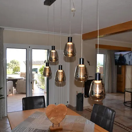 Casa Moderna En Zona Tranquila Con Piscina Y Cerca De La Playa En Torroella De Montgri - Es-323-17 * Л'Эстартит